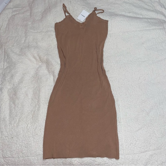 Forever 21 Lace Trim Bodycon Dress - Picture 3 of 5